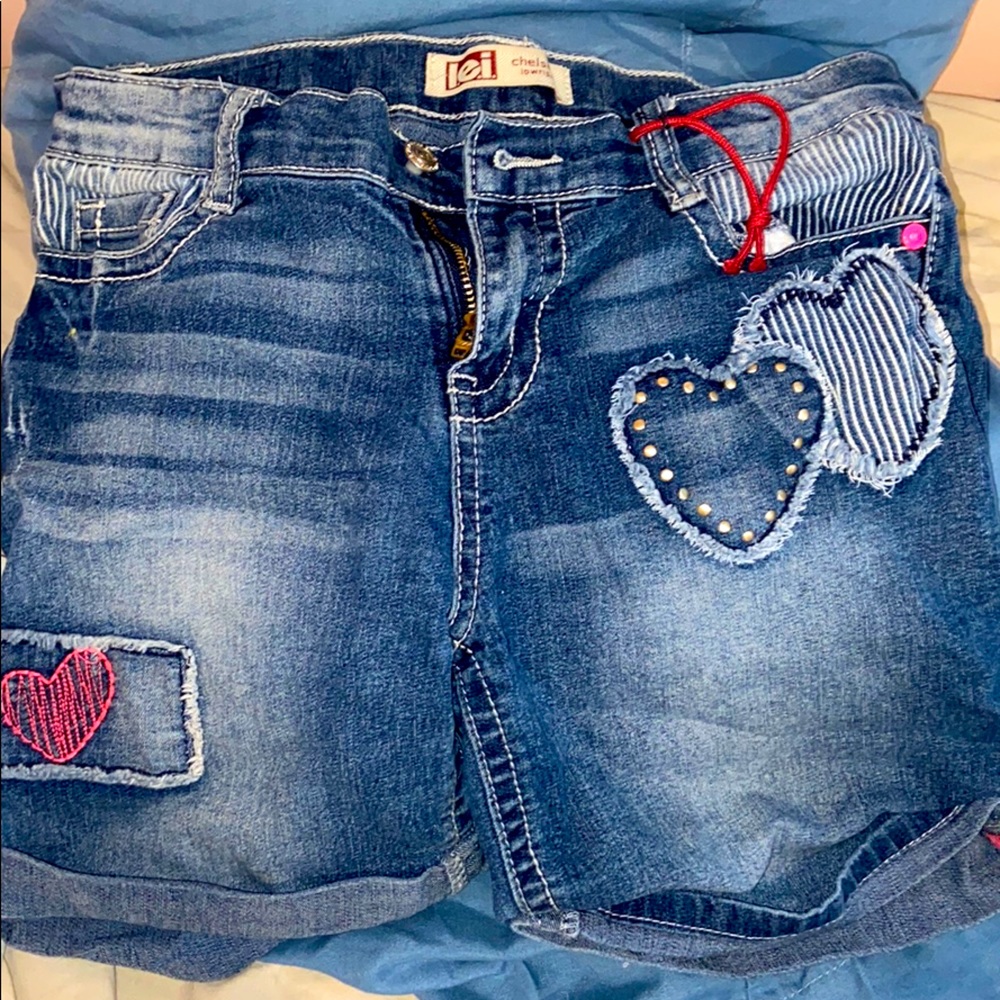 Dark blue shorts